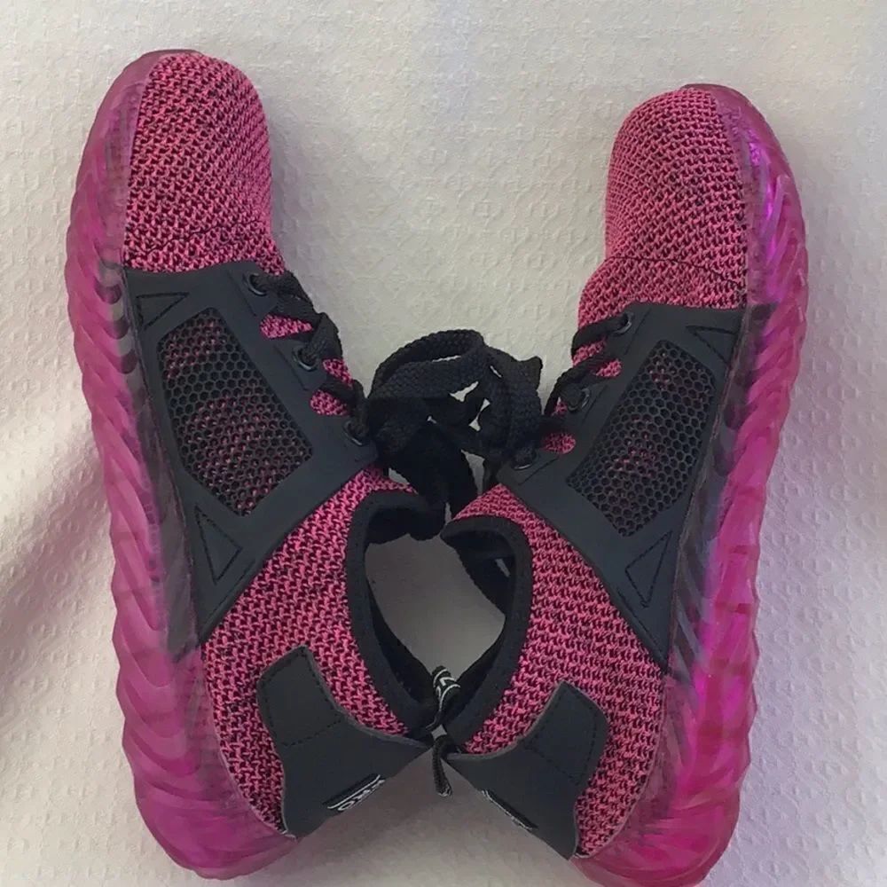 Beyond Protection Pink Steel Toe Sneakers - Picture 8 of 12
